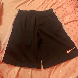 nike basketball shorts